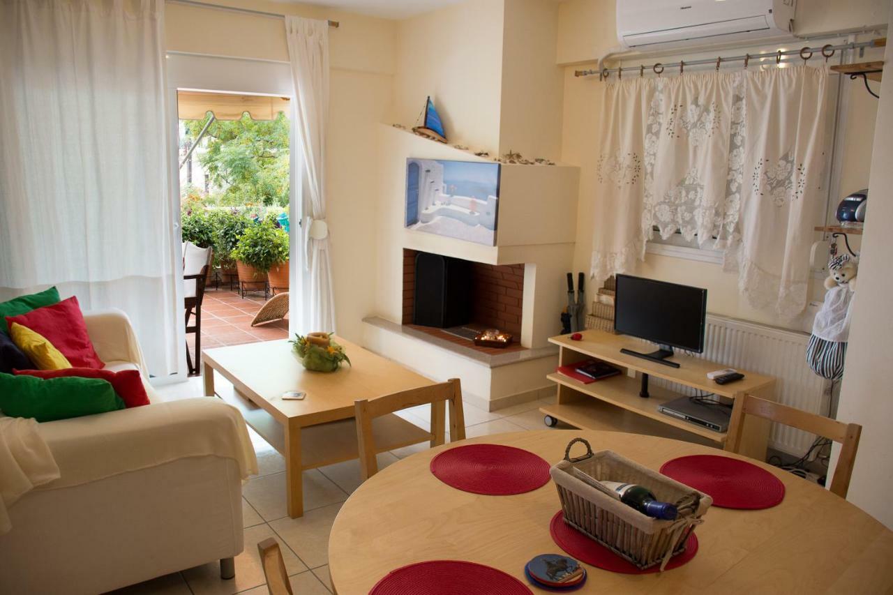 Cozy Maisonette Kamena Vourla Exteriér fotografie